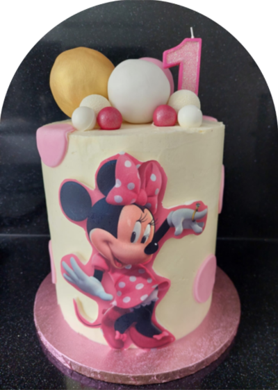 Afbeelding van een eerste verjaardagstaart in Mini Mouse stijl